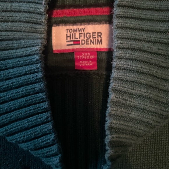 Vintage Tommy Hilfiger green sweater - Picture 3 of 4